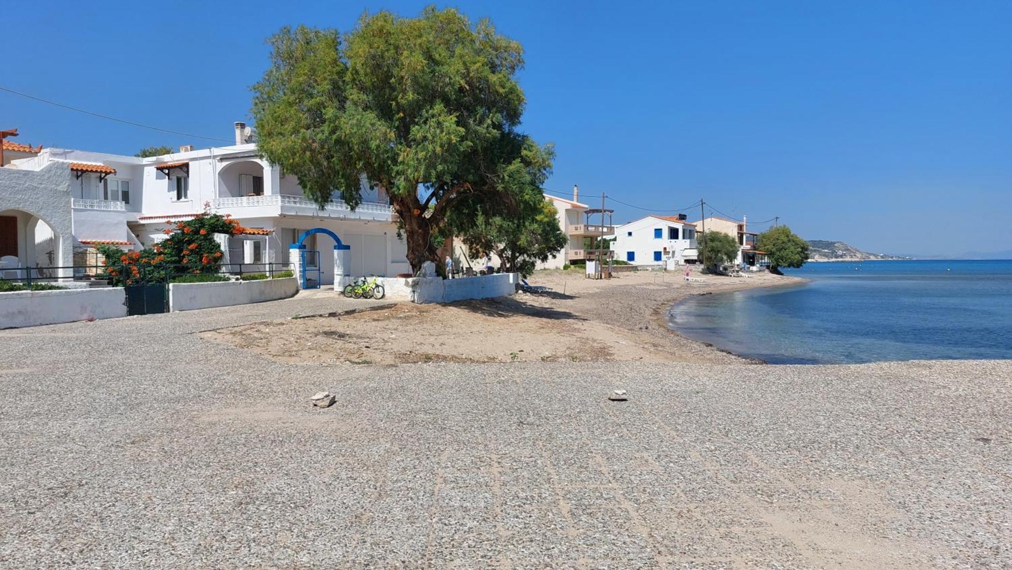 Fotis Beach Apartment At Komi Komi  Exterior photo